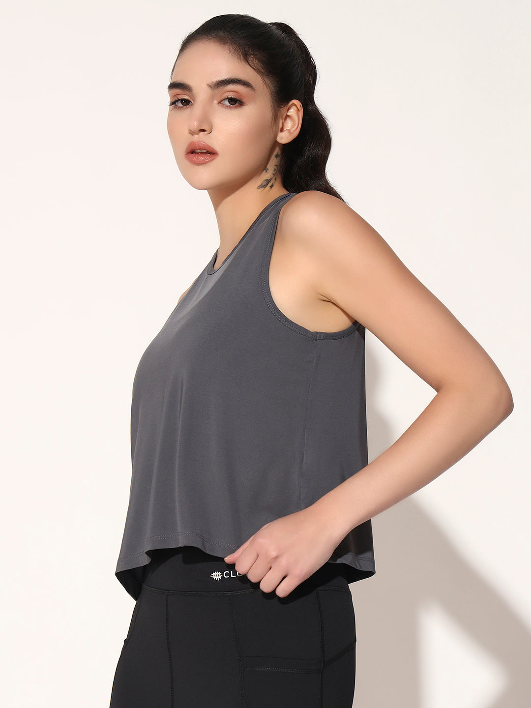 WOMEN WORKOUT T-SHIRT - GREY
