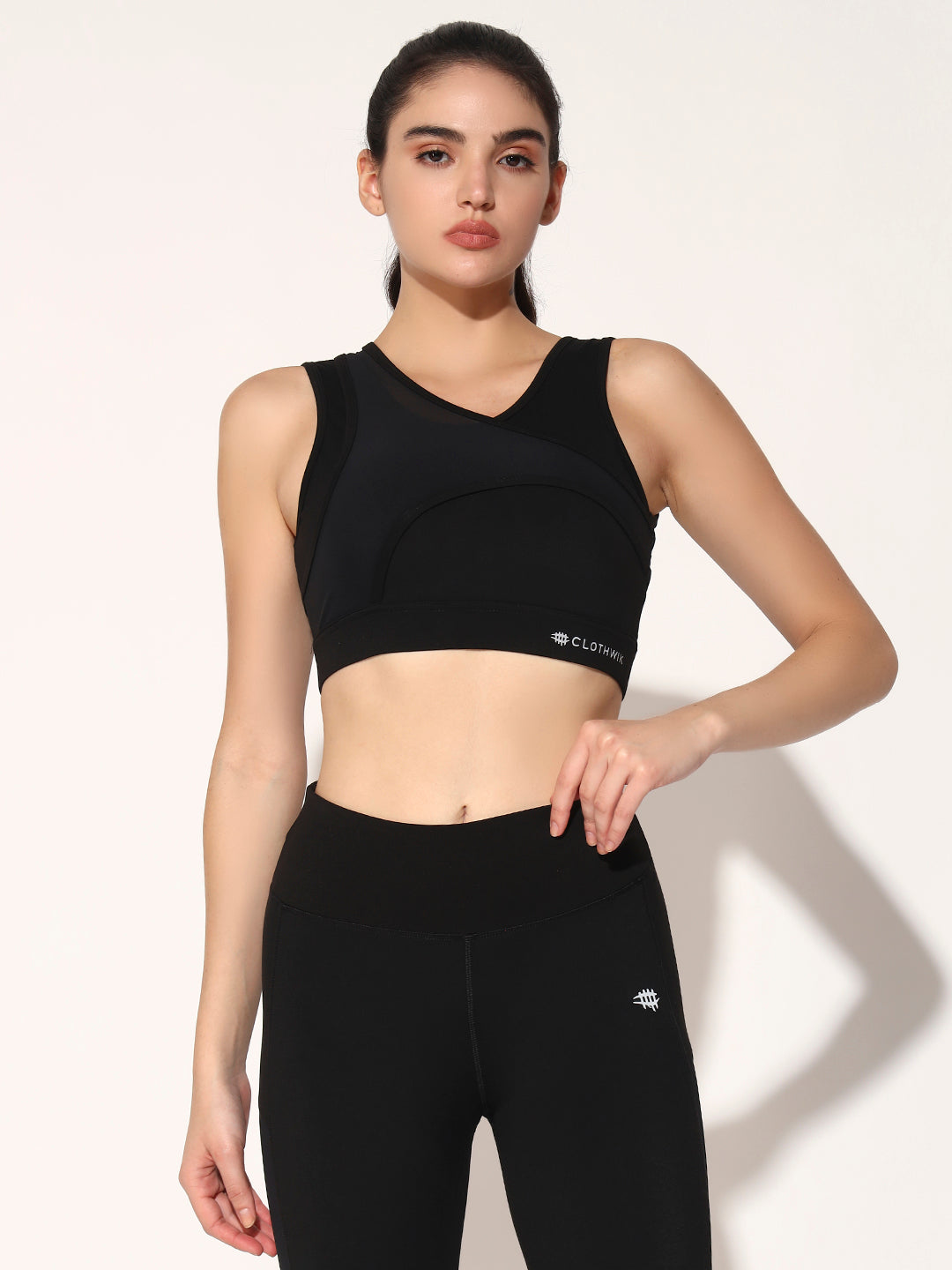 NYLON WOMEN FORNTCROSS MESH SPORTS BRA - BLACK