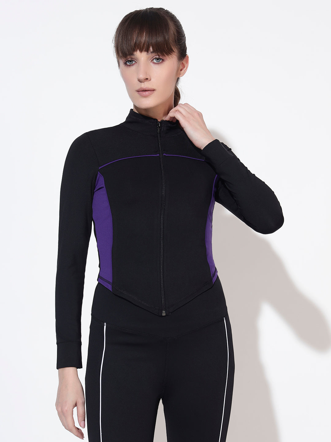 Women Colourblocked Lightweight Training or Gym Sporty Jacket